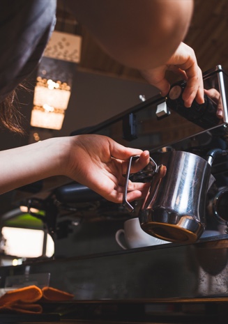 dụng cụ pha chế quầy bar