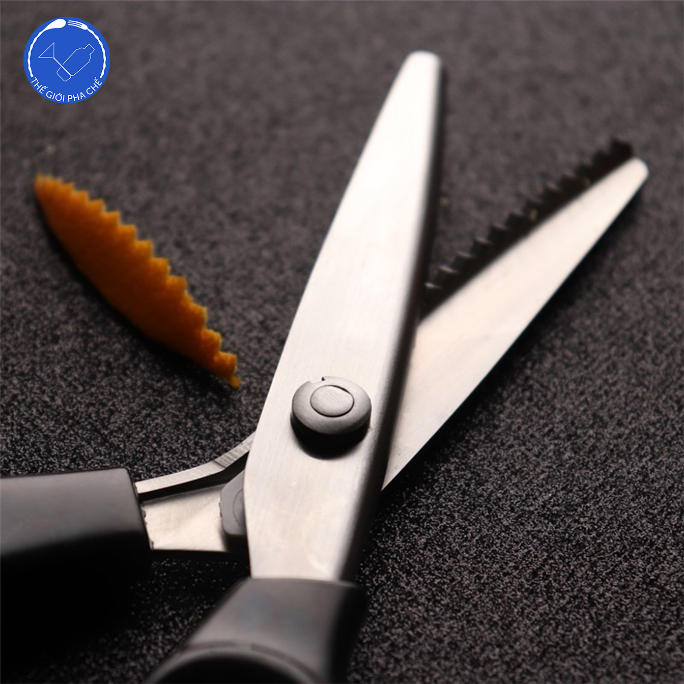 Kéo cắt tạo hình - 2