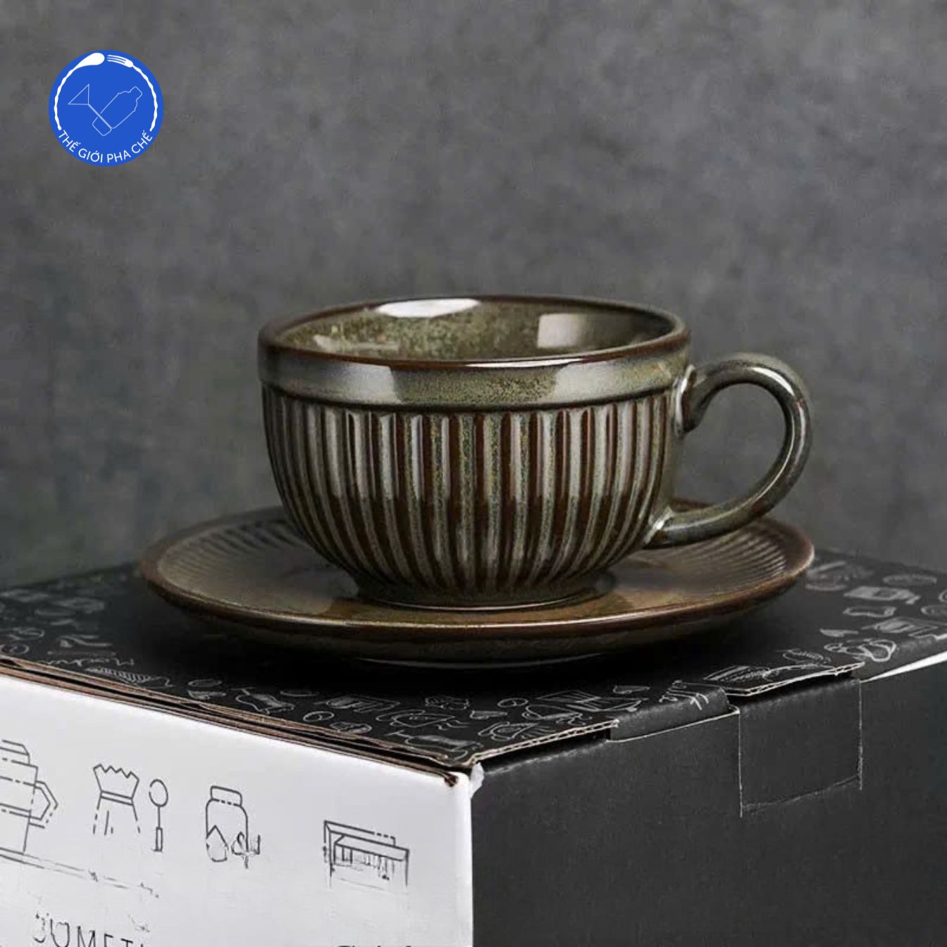 Tách sứ màu cafe truyền thống
