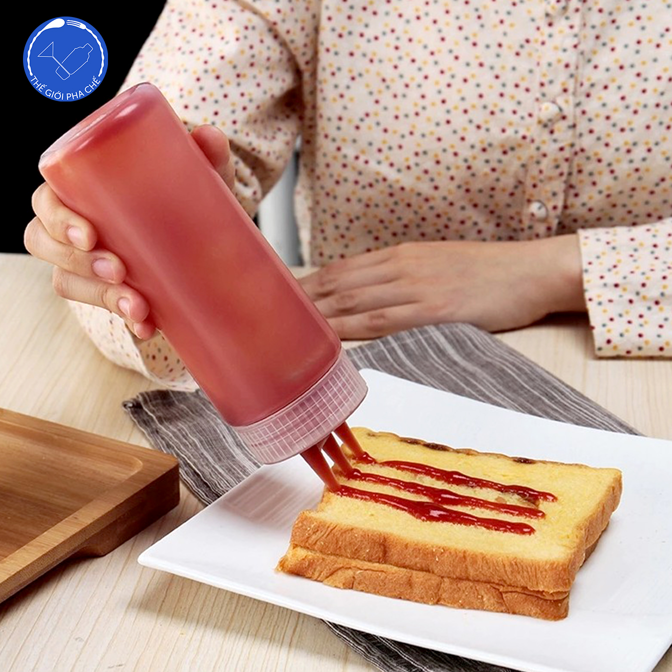 Bình đựng chất lỏng 3 vòi - 2