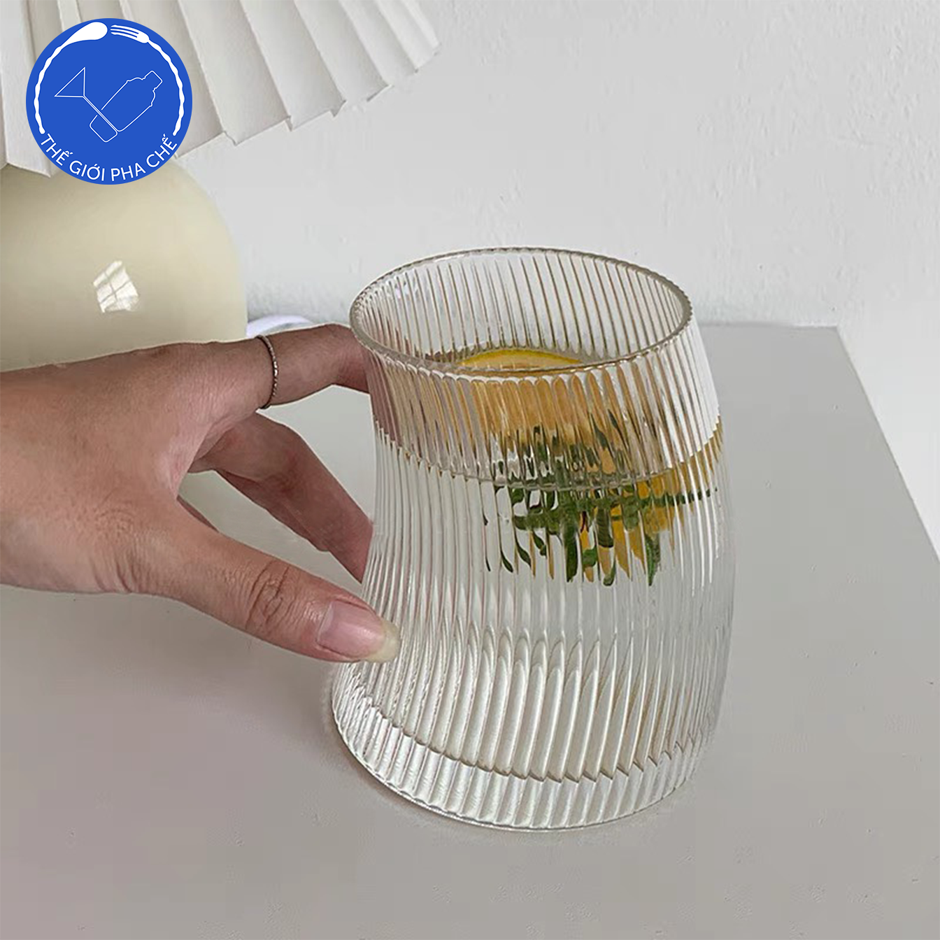 Cốc thủy tinh nghiêng kẻ thấp CH060