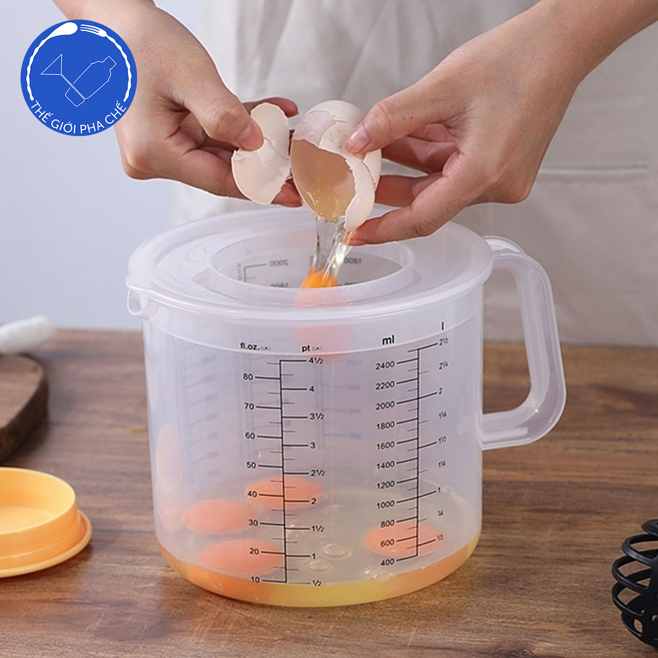 Ca nhựa đánh trứng có nắp 2.5l - 2