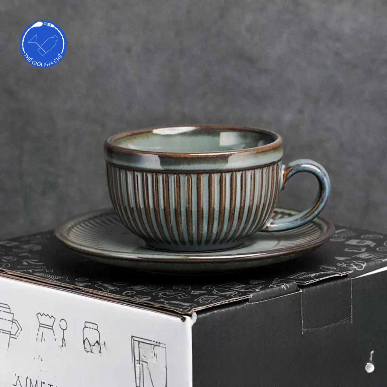 Tách sứ màu cafe truyền thống